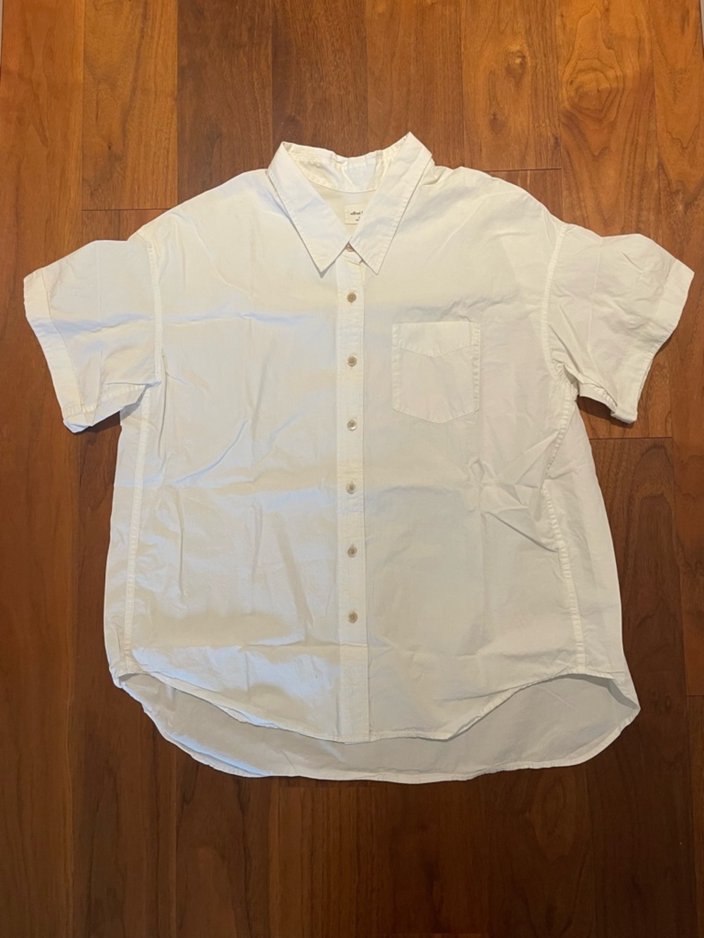 Wilfred White Short-Sleeve Button-Down Shirt